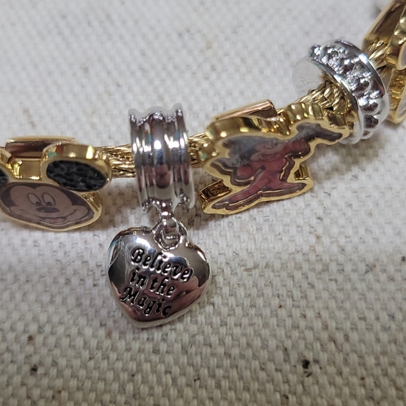 Bradford exchage disney charm - Picture 3 of 8